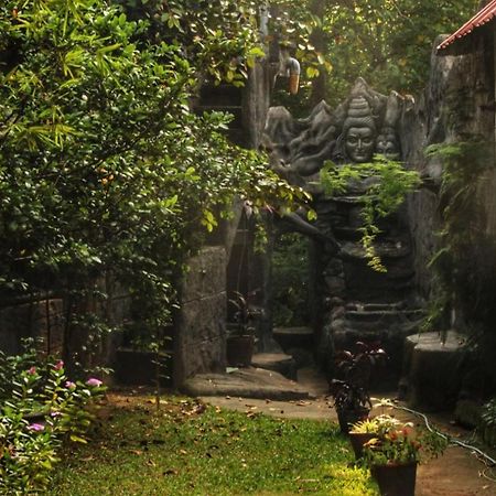 Kalpadiyil Otel Balarampuram Dış mekan fotoğraf